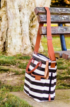 Large Black White Striped Mommy Tote Diaper bag Stylish Baby Bag Nappy Shoulder Hand Bags